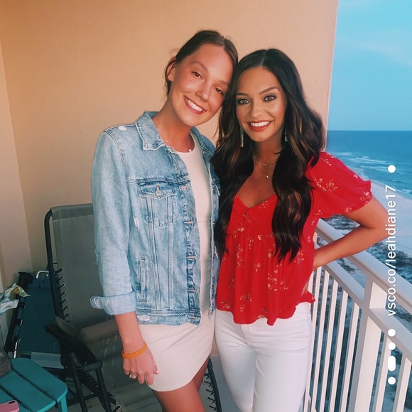 Meet your Posher, Leah - Picture 1 of 1